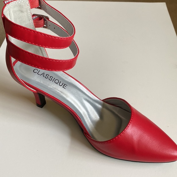 Classique woman 3inch heels. - Picture 2 of 3